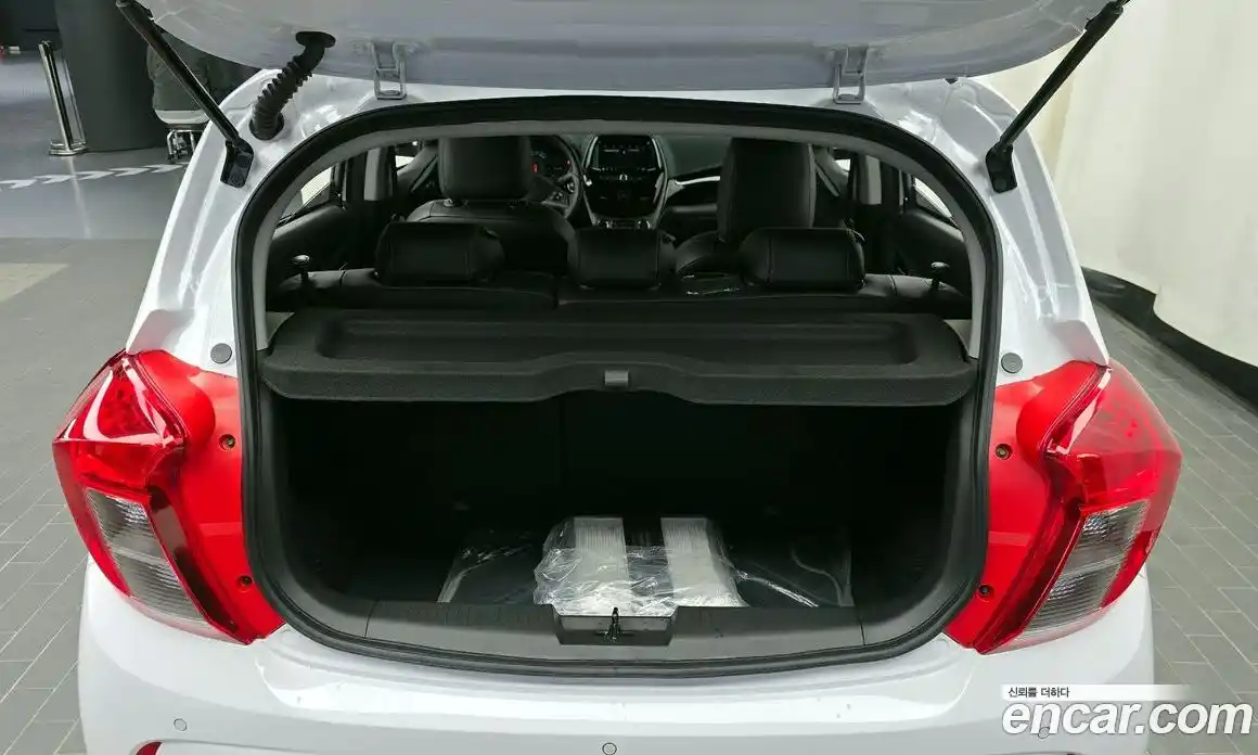 Chevrolet Spark 2021 1.0 Автомат в Москве № 40368, фото 13