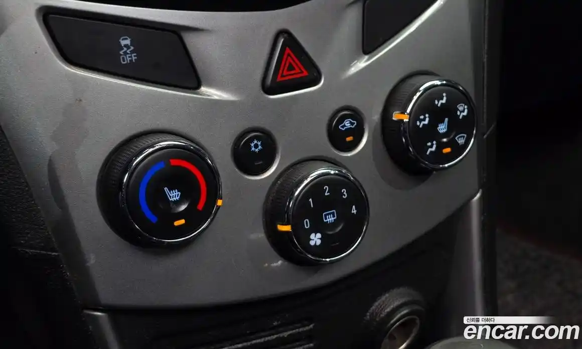 Chevrolet Trax 2013 1.4 Автомат в Москве № 40894, фото 18