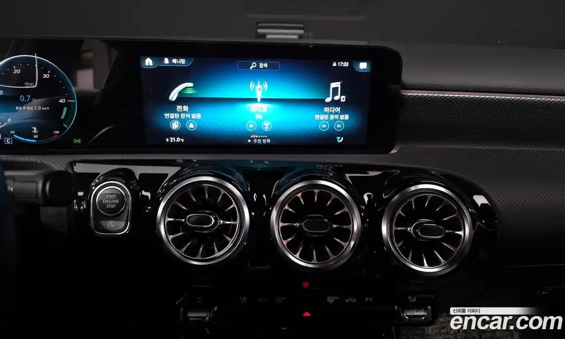 Mercedes-Benz A-Class 2022 2.0 Автомат в Москве № 409969, фото 14