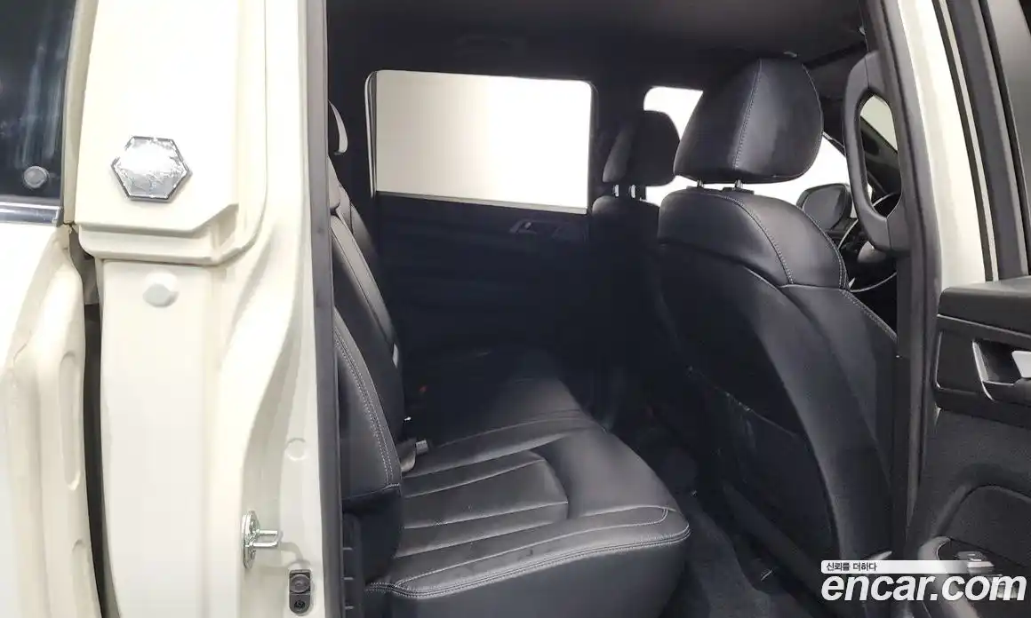 SsangYong Rexton 2022 2.2 Автомат в Москве № 421023, фото 11