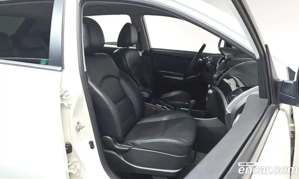 SsangYong Korando 2017 2.2 Автомат в Москве № 421138, фото 9