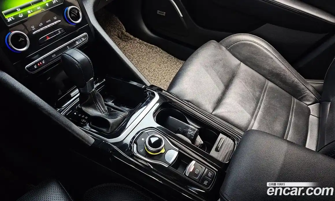 Renault SM6 2017 1.5 Автомат в Москве № 423848, фото 9