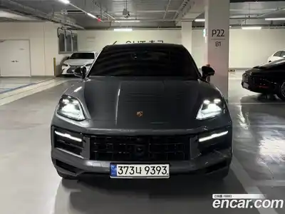 Porsche Cayenne 2024 3.0 Автомат в Москве № 430373, миниатюра 3