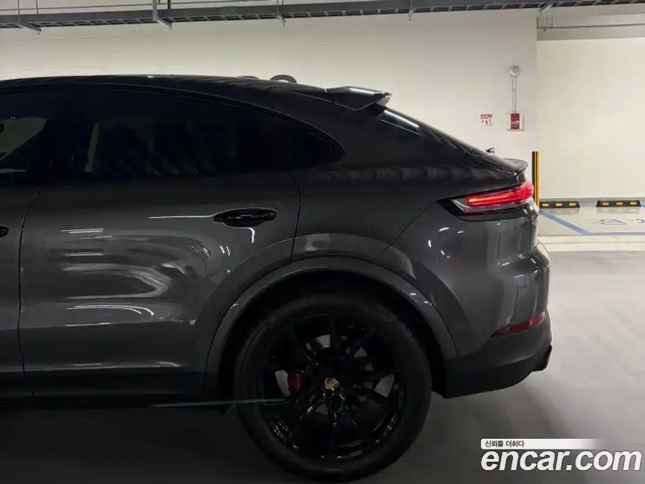 Porsche Cayenne 2024 3.0 Автомат в Москве № 430373, фото 6