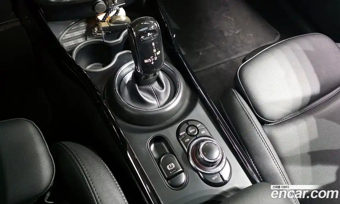 Mini Clubman 2024 1.5 Автомат в Москве № 431742, фото 9