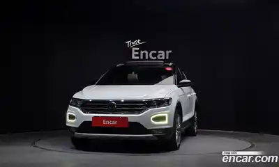 Volkswagen T-Roc 2022 2.0 Автомат в Москве № 432236, миниатюра 3