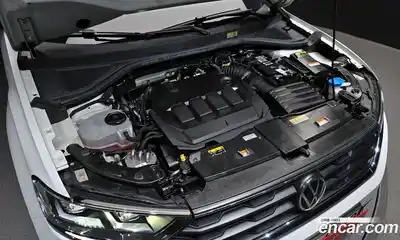 Volkswagen T-Roc 2022 2.0 Автомат в Москве № 432236, миниатюра 6