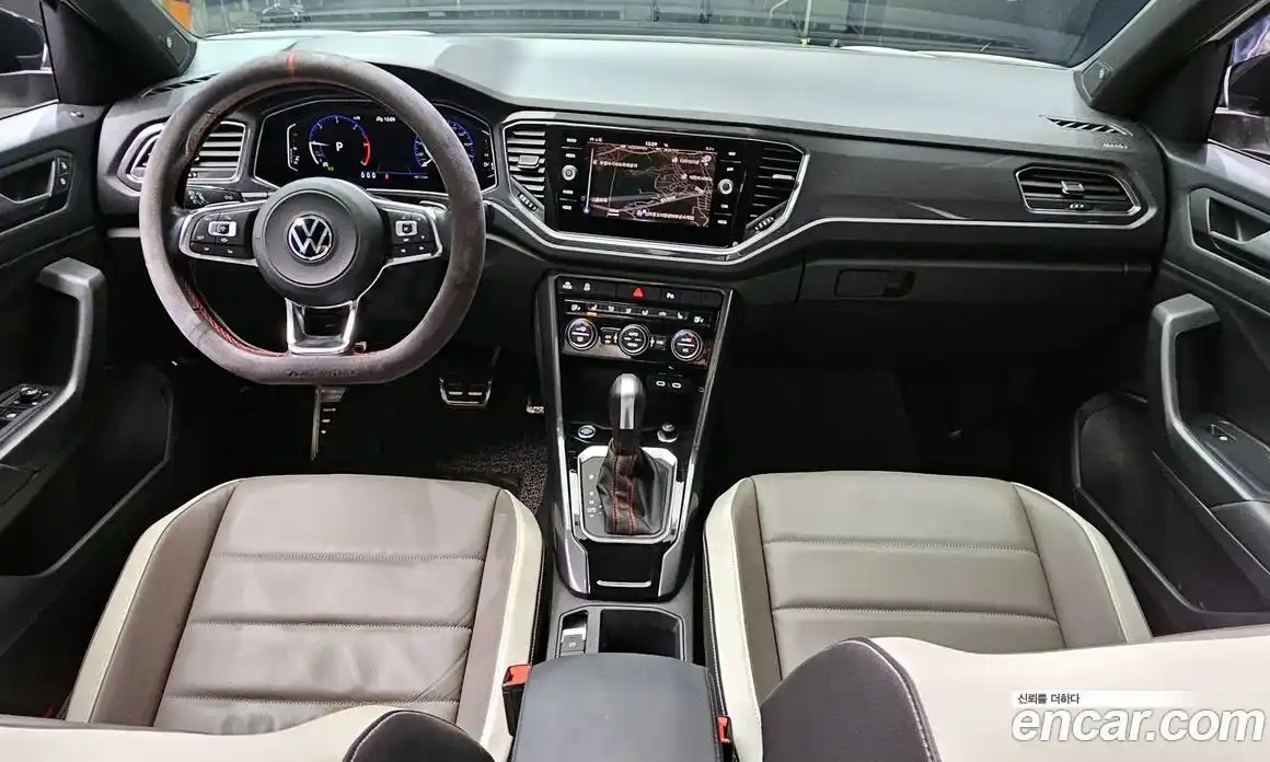 Volkswagen T-Roc 2022 2.0 Автомат в Москве № 432236, фото 7