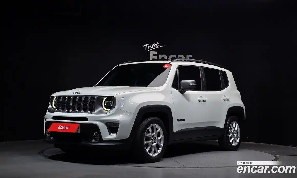Jeep Renegade 2021 2.4 Автомат в Москве № 432677, фото 1
