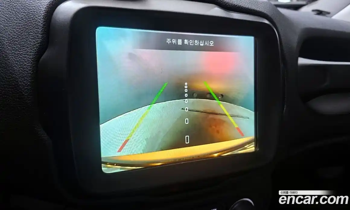 Jeep Renegade 2021 2.4 Автомат в Москве № 432677, фото 15