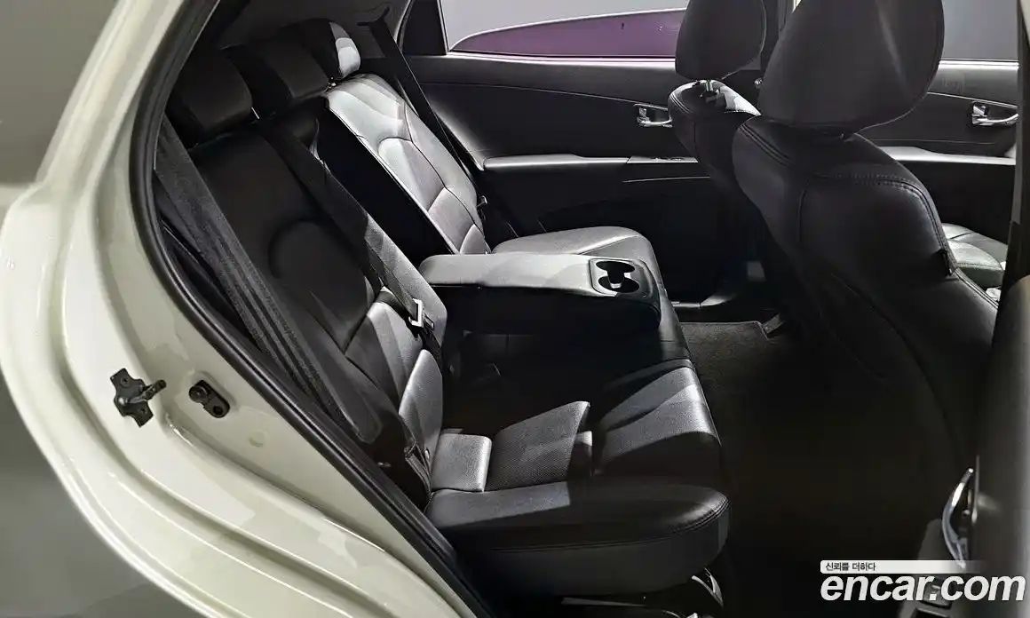 SsangYong Korando 2013 2.0 Автомат в Москве № 441, фото 6