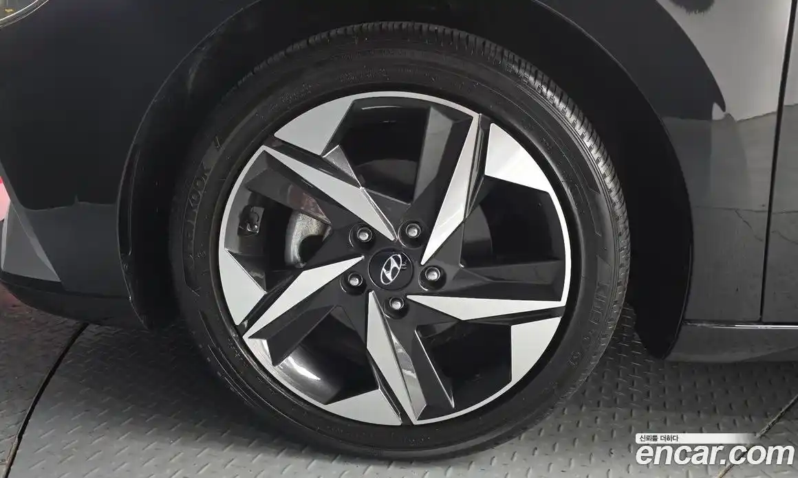 Hyundai Avante 2021 1.6 Автомат в Москве № 44281, фото 18