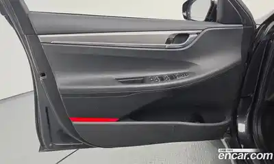 Hyundai Grandeur 2021 2.5 Автомат в Москве № 44789, миниатюра 12