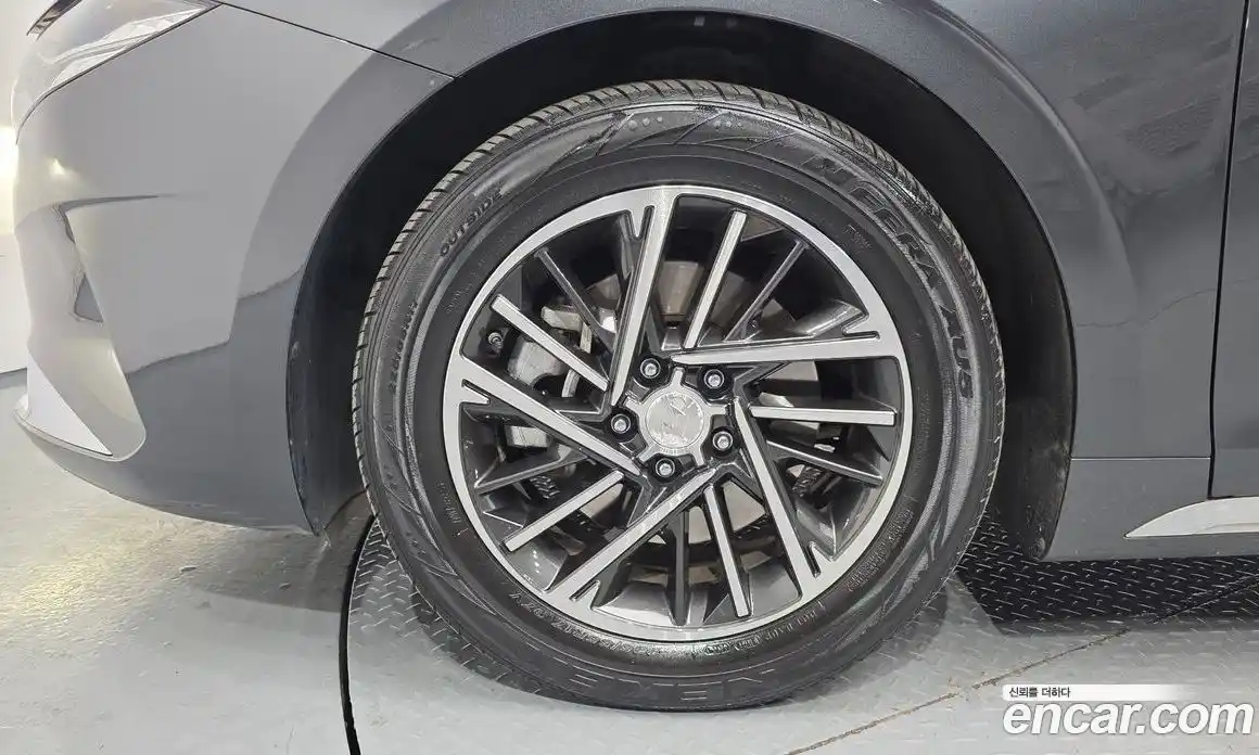 Hyundai Grandeur 2021 2.5 Автомат в Москве № 44789, фото 13