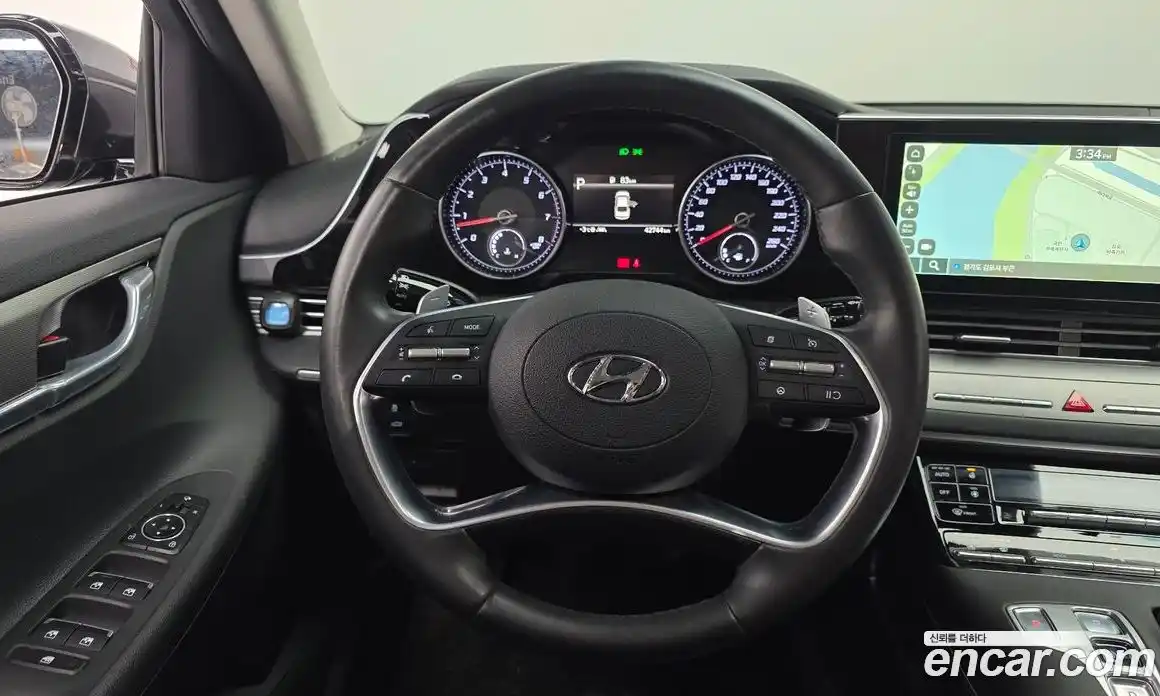 Hyundai Grandeur 2021 2.5 Автомат в Москве № 44789, фото 17