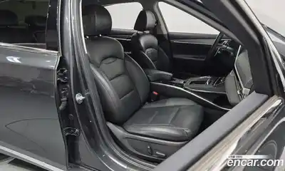 Hyundai Grandeur 2021 2.5 Автомат в Москве № 44789, миниатюра 3