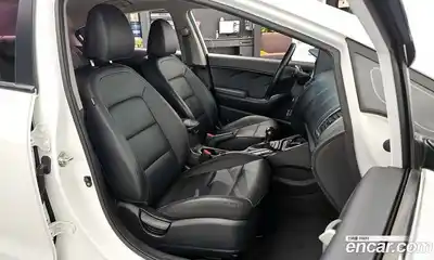 Kia K3 2013 1.6 Автомат в Москве № 452667, миниатюра 9