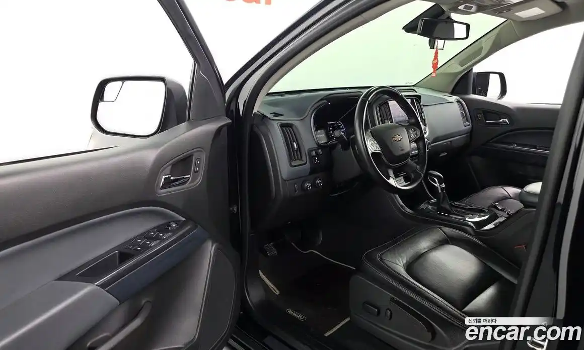 Chevrolet Colorado 2022 3.6 Автомат в Москве № 454910, фото 11