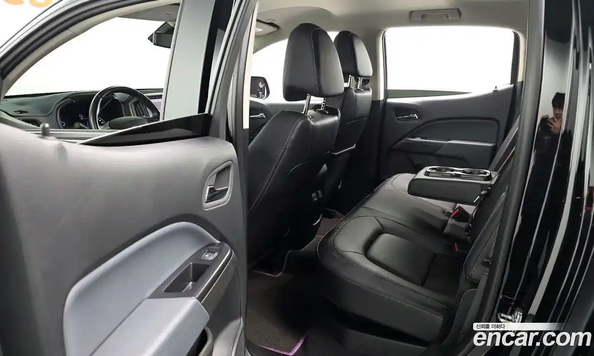 Chevrolet Colorado 2022 3.6 Автомат в Москве № 454910, фото 12