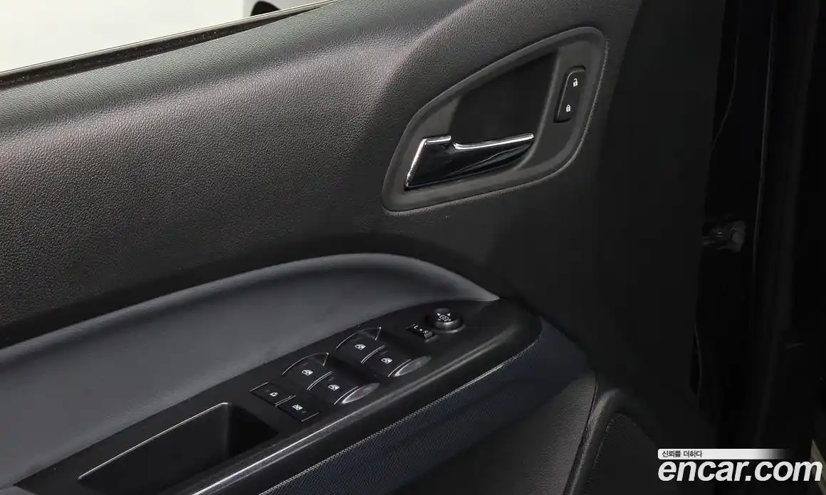 Chevrolet Colorado 2022 3.6 Автомат в Москве № 454910, фото 17