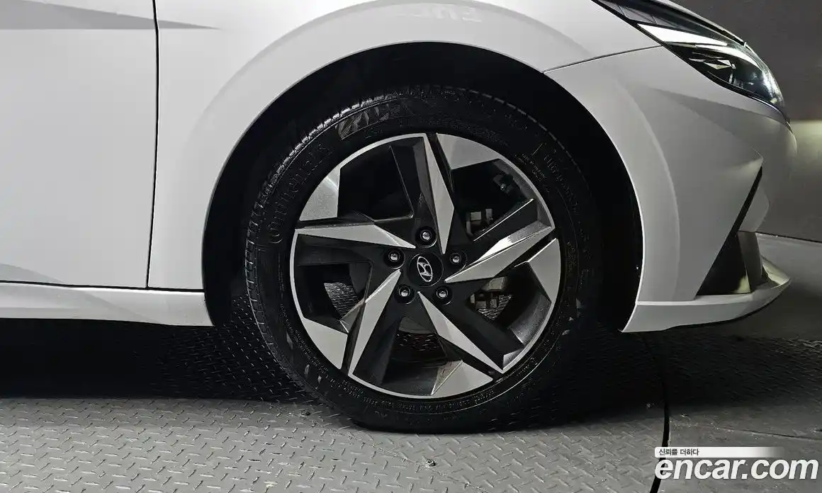 Hyundai Avante 2023 1.6 Автомат в Москве № 457401, фото 5