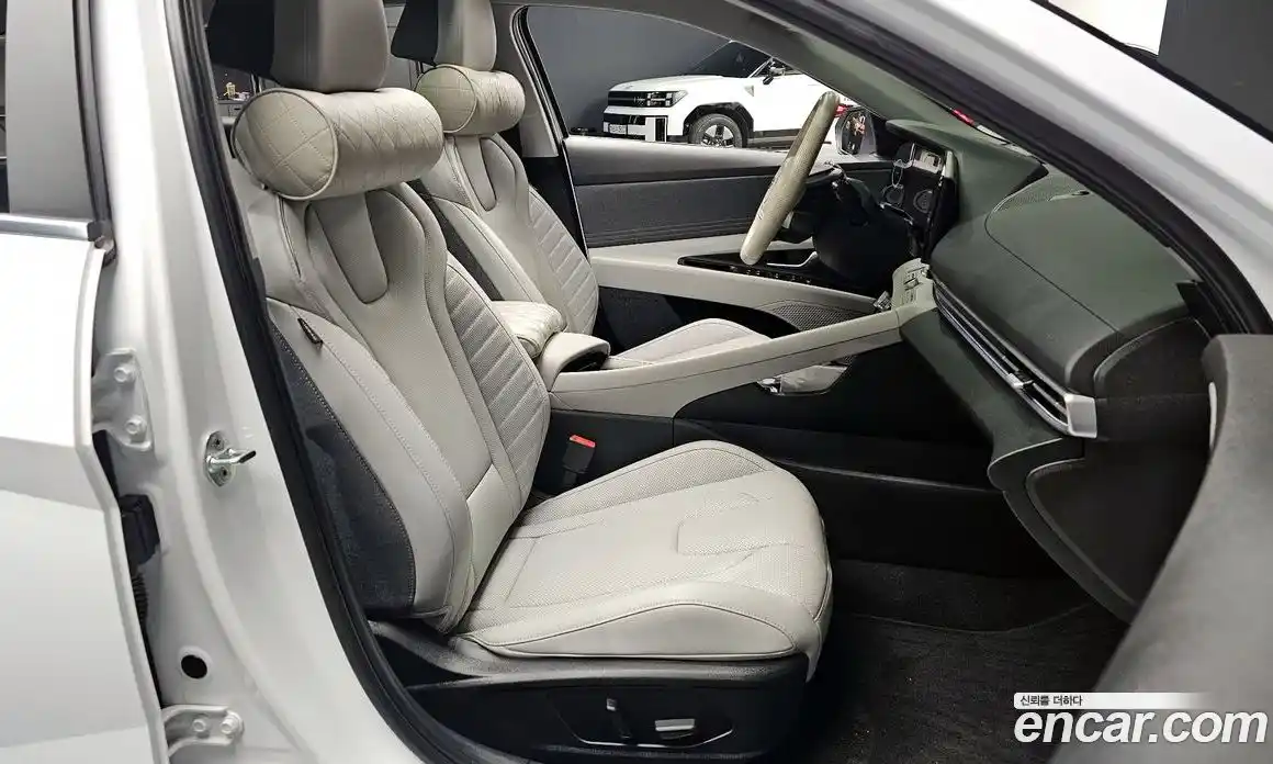 Hyundai Avante 2023 1.6 Автомат в Москве № 457401, фото 10