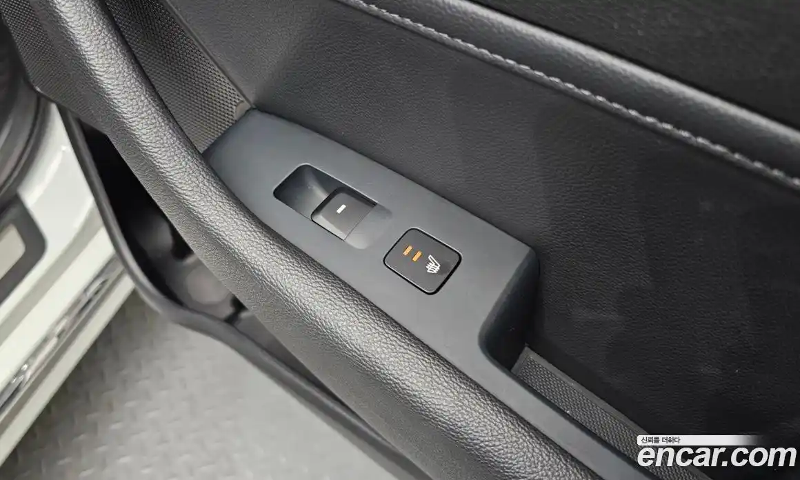 Hyundai Sonata 2017 2.0 Автомат в Москве № 459037, фото 19