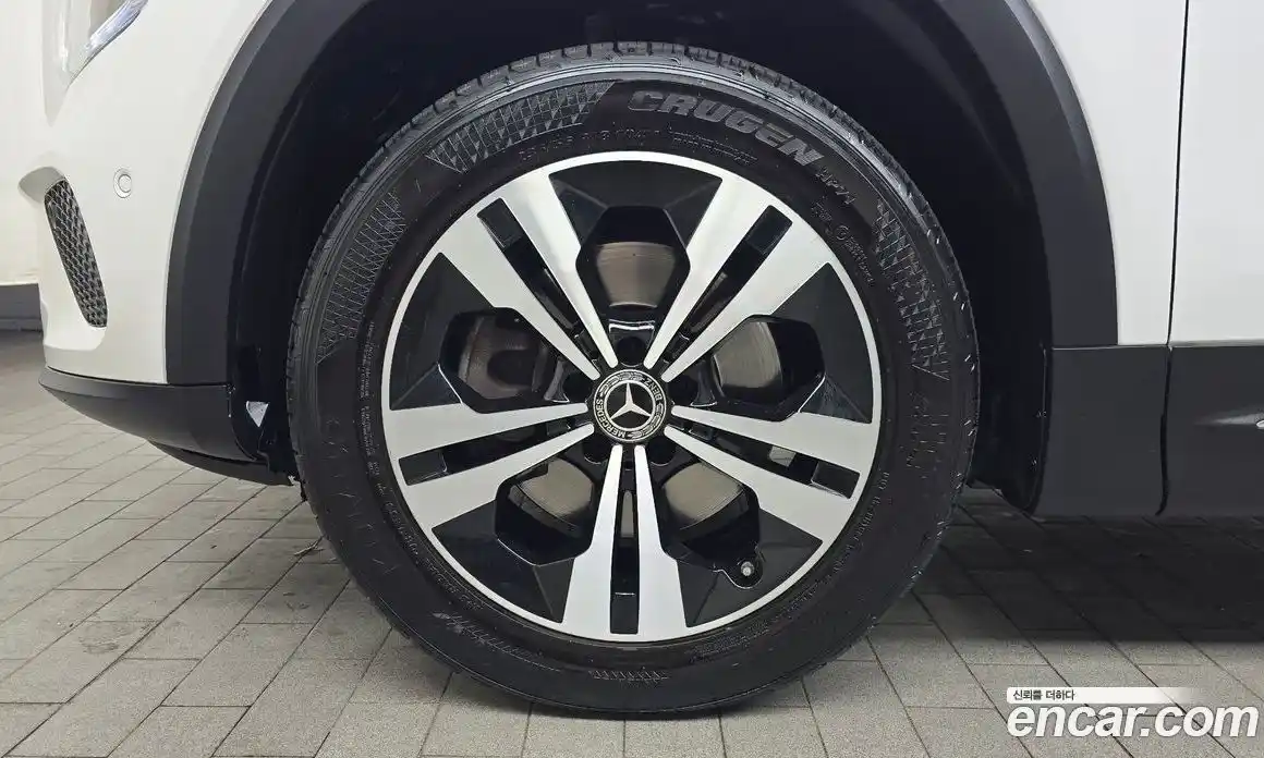 Mercedes-Benz GLB-Class 2022 1.9 Автомат в Москве № 466779, фото 5