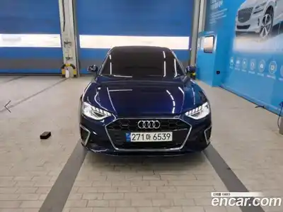 Audi A4, 2022