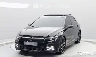 Volkswagen Golf, 2023