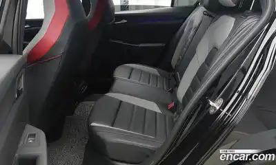 Volkswagen Golf 2023 2.0 Автомат в Москве № 472433, миниатюра 11