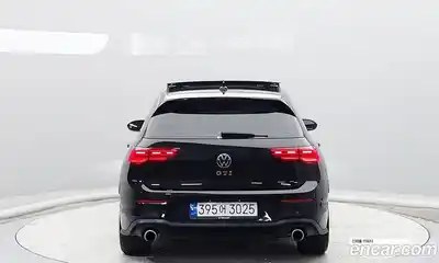 Volkswagen Golf 2023 2.0 Автомат в Москве № 472433, миниатюра 4