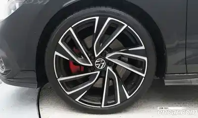 Volkswagen Golf 2023 2.0 Автомат в Москве № 472433, миниатюра 5