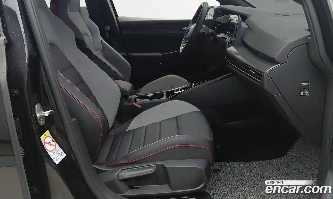 Volkswagen Golf 2023 2.0 Автомат в Москве № 472433, фото 10