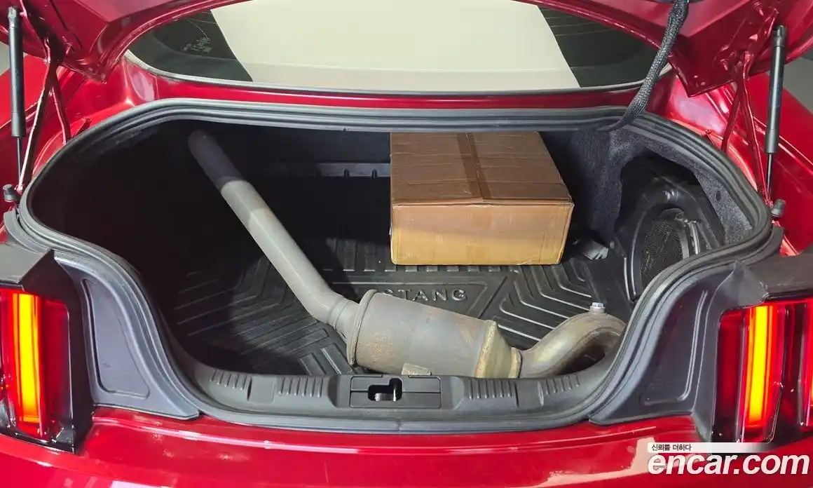 Ford Mustang 2016 2.3 Автомат в Москве № 473680, фото 20