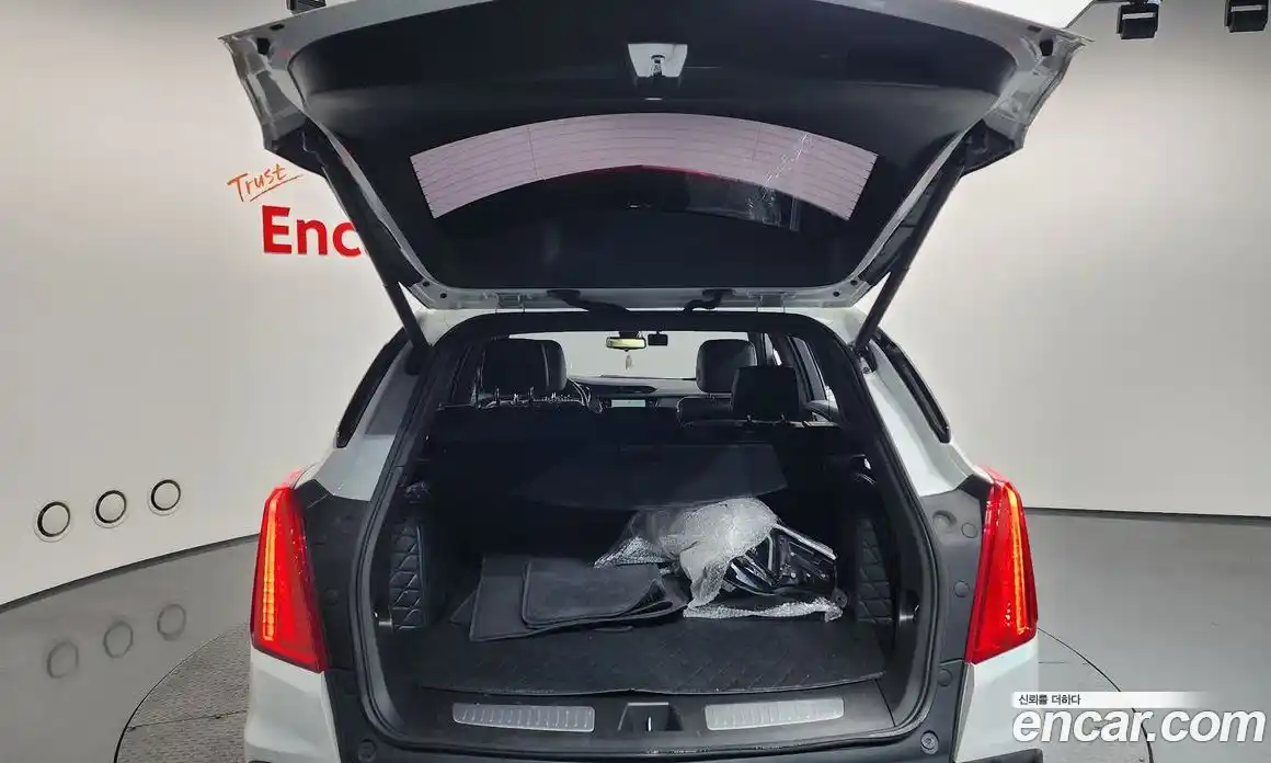 Cadillac XT5 2018 3.6 Автомат в Москве № 474663, фото 20