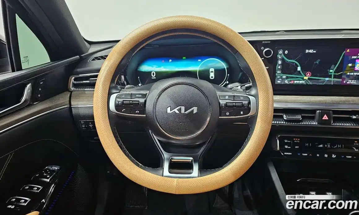 Kia K5 2022 1.6 Автомат в Москве № 50252, фото 5