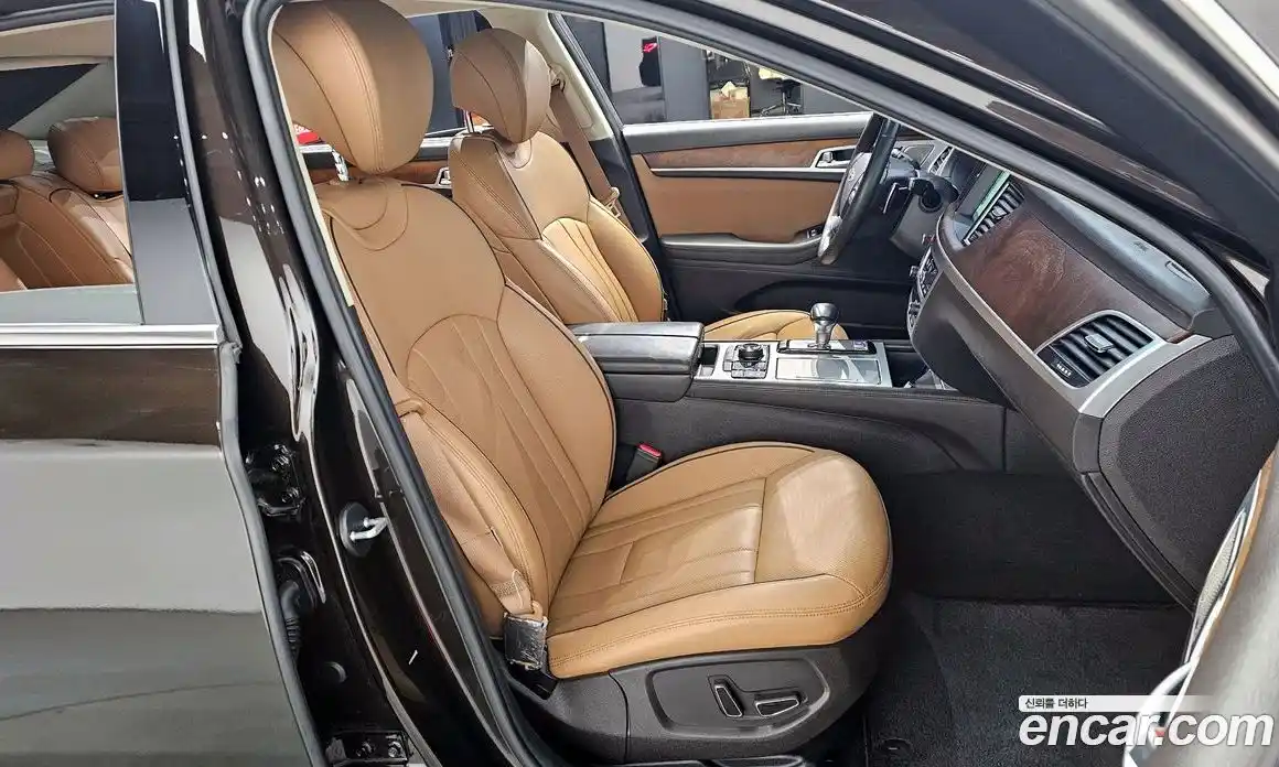 Genesis G80 2018 3.3 Автомат в Москве № 57481, фото 9