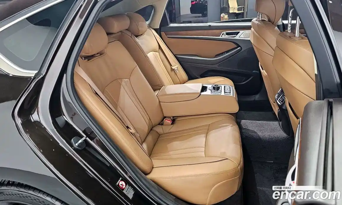 Genesis G80 2018 3.3 Автомат в Москве № 57481, фото 10