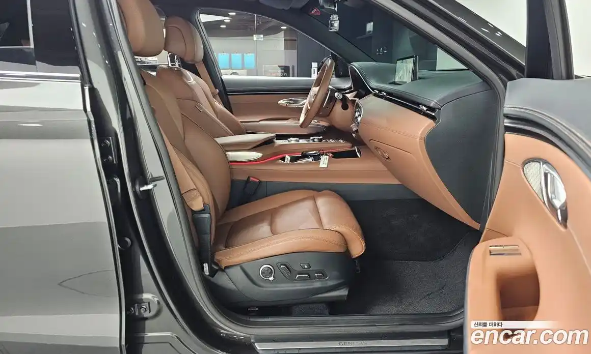 Genesis GV70 2023 2.5 Автомат в Москве № 59300, фото 9