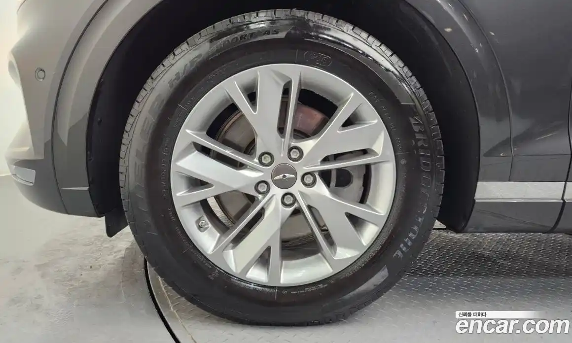 Genesis GV70 2023 2.5 Автомат в Москве № 59300, фото 10