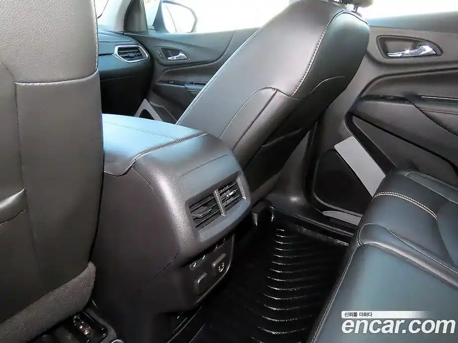Chevrolet Equinox 2022 1.5 Автомат в Москве № 103864, фото 14