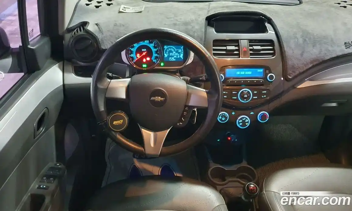 Chevrolet Spark 2014 1.0 Механическая в Москве № 103983, фото 13