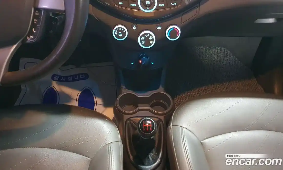 Chevrolet Spark 2014 1.0 Механическая в Москве № 103983, фото 17