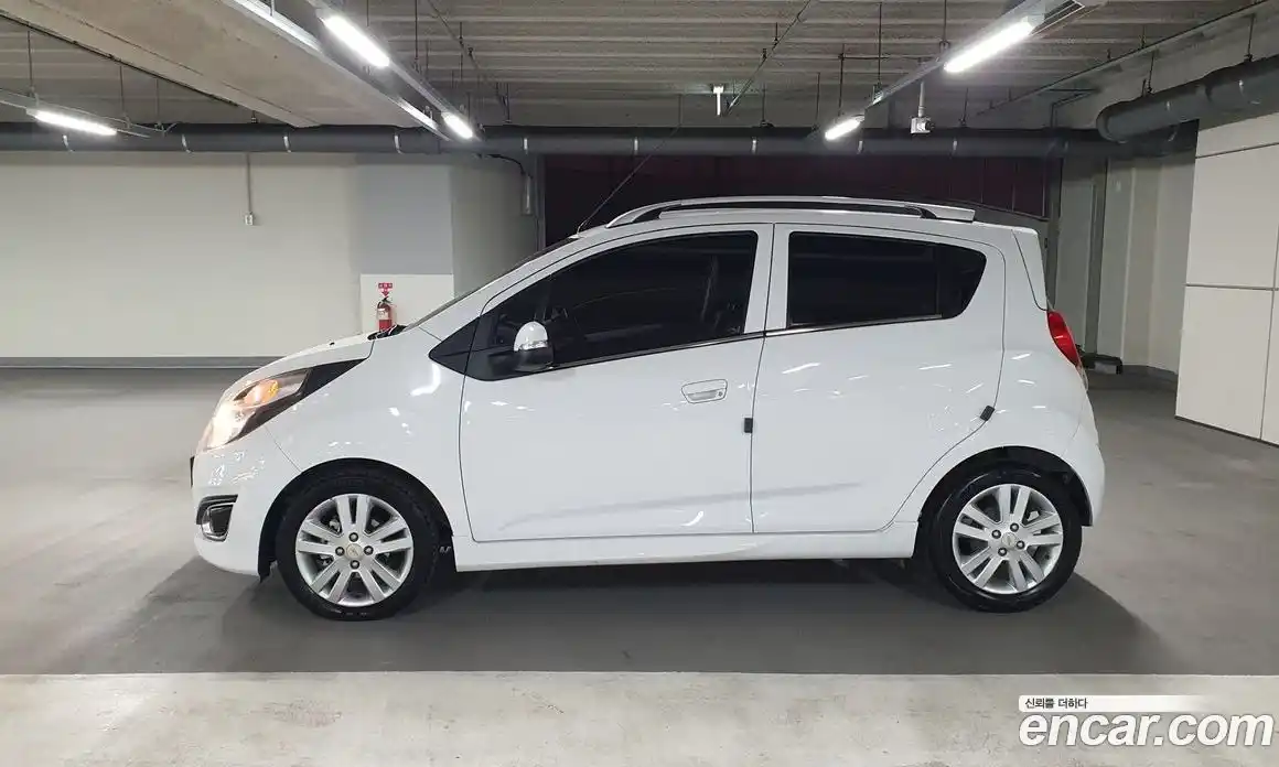 Chevrolet Spark 2014 1.0 Механическая в Москве № 103983, фото 3