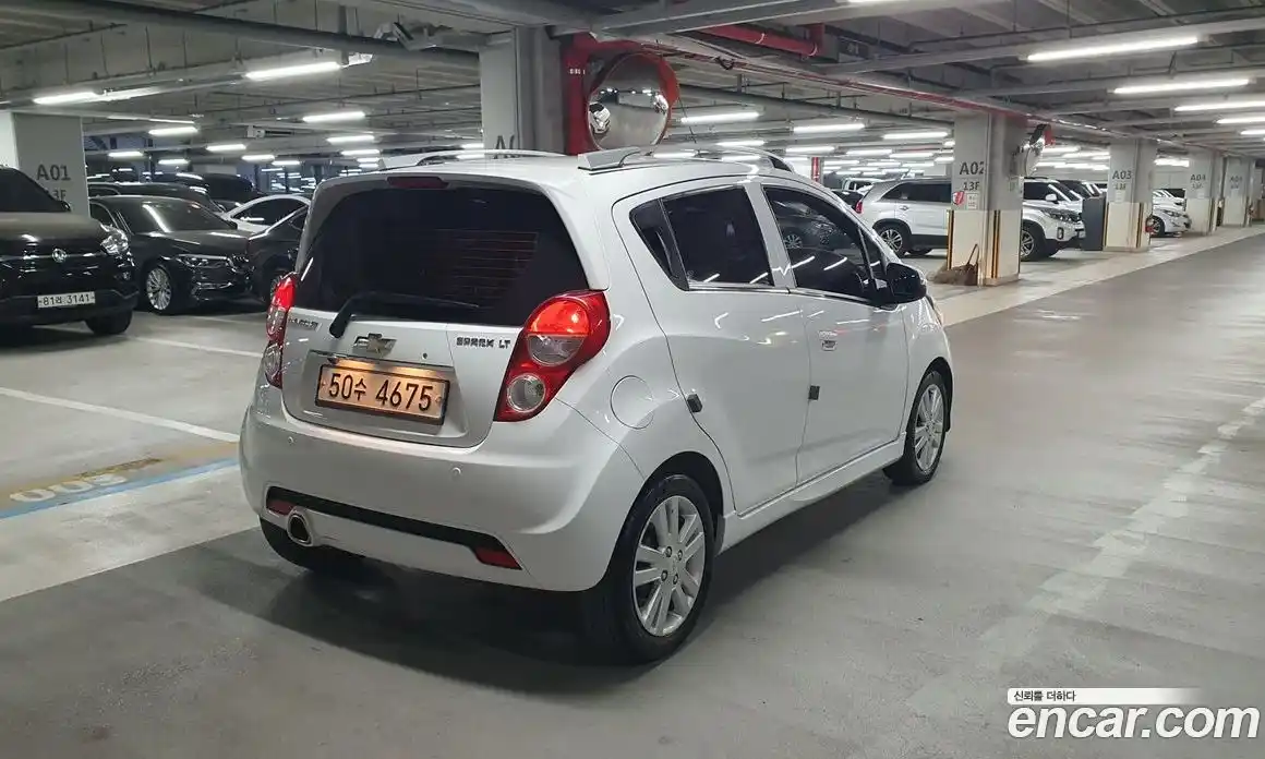 Chevrolet Spark 2014 1.0 Механическая в Москве № 103983, фото 6