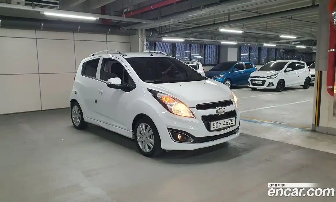Chevrolet Spark 2014 1.0 Механическая в Москве № 103983, фото 8