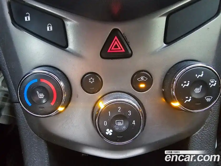 Chevrolet Aveo 2012 1.6 Автомат в Москве № 104521, фото 8