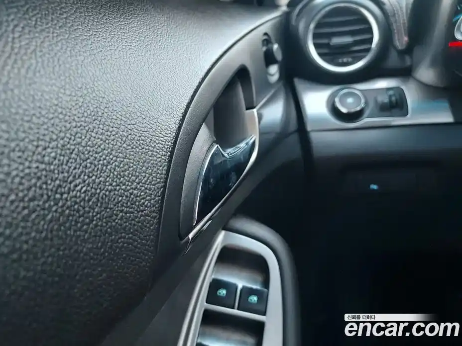 Chevrolet Orlando 2014 2.0 Автомат в Москве № 105176, фото 17