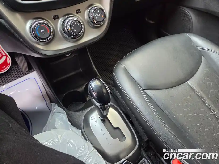 Chevrolet Spark 2017 1.0 Автомат в Москве № 105335, фото 15